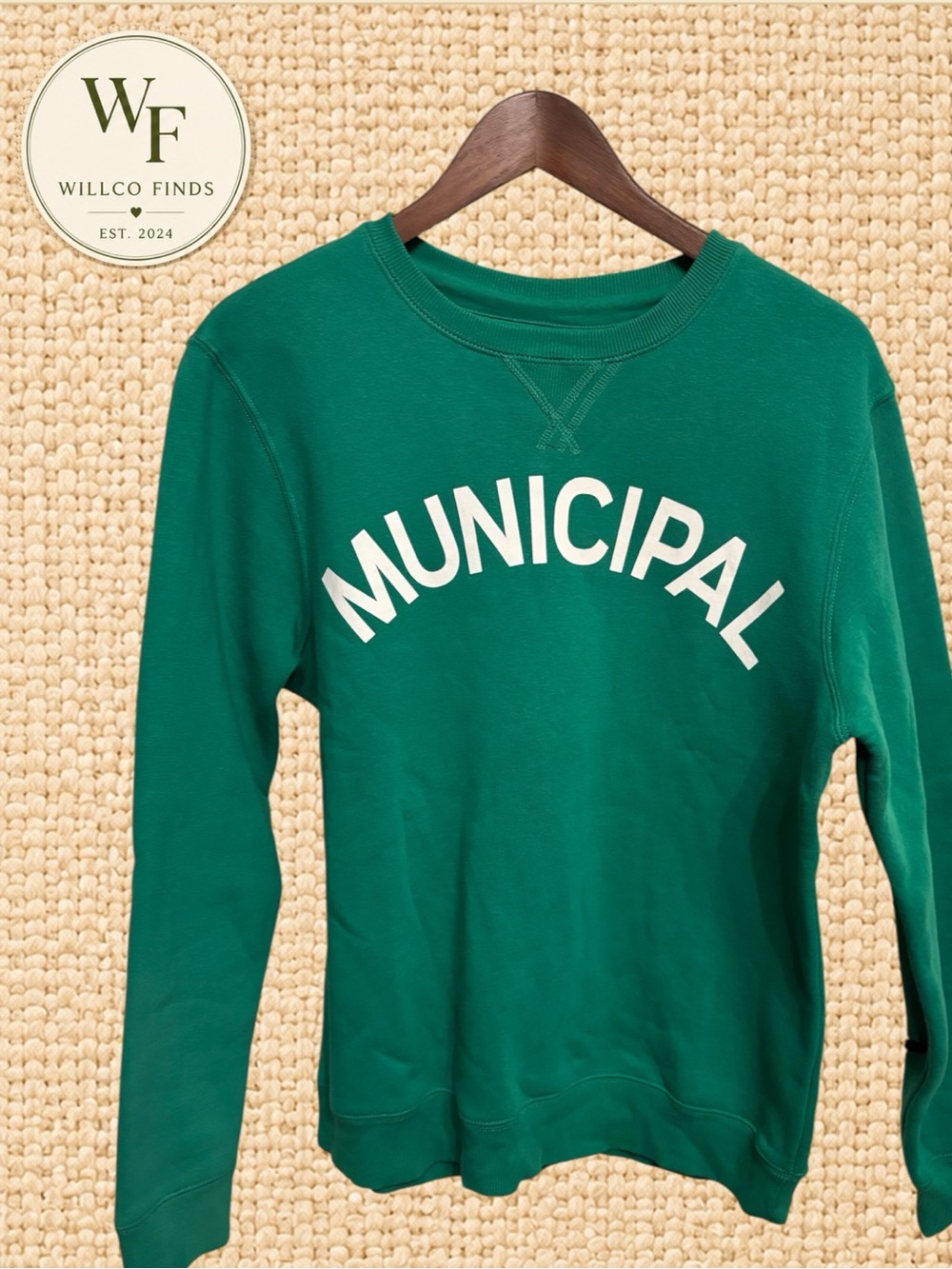 Municipal Green Logo Crewneck Sweatshirt Pullover Men’s Medium Never Worn
